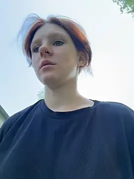 NinaParri online show from June 17, 4:03 am