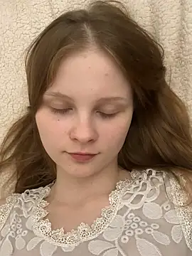 everyd ay online show from March 24, 3:17 pm