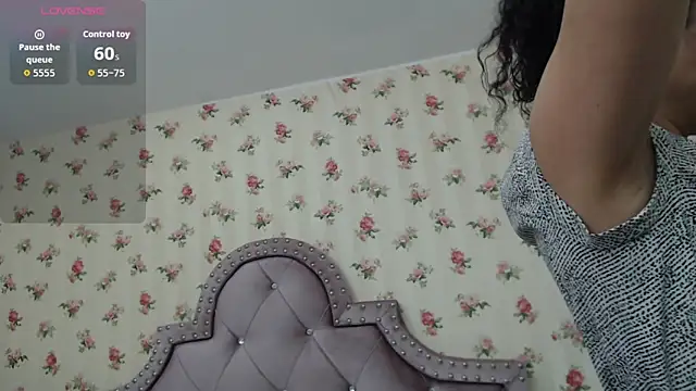 crystal watson0 online show from April 23, 1:02 pm