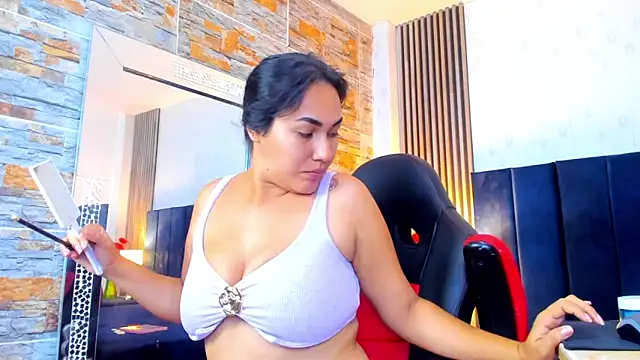 SammyEvanns  online show from April 24, 3:09 am