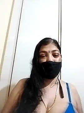 SanthiyaTamil01 online show from April 19, 7:05 pm