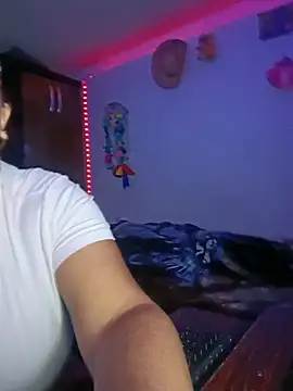 Bonny rousse01 online show from July 6, 12:43 pm