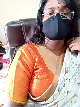 poojag 2 online show from July 18, 7:55 am