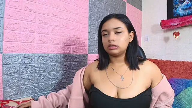 SofiiaCutee online show from June 8, 3:29 am
