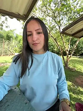 Silvia G online show from April 22, 1:52 pm