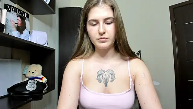 OhMyAlice online show from May 15, 6:54 pm