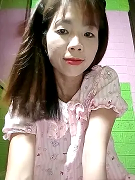 AmyLinee01 online show from April 28, 10:52 am