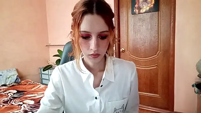 SirenFrost online show from June 25, 3:24 pm