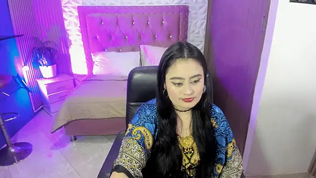 gabriela tm1 online show from June 15, 9:15 pm