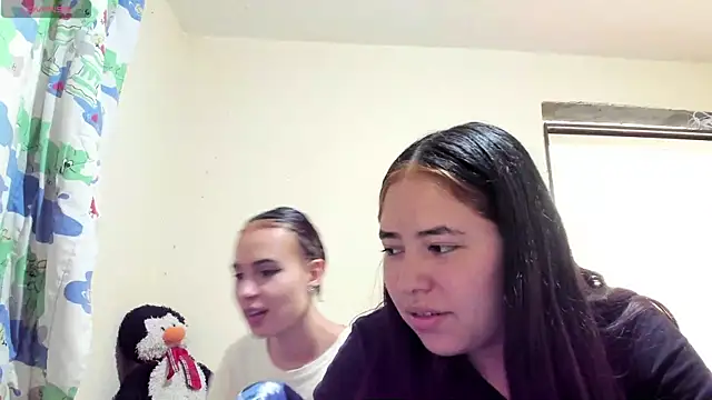 Lauxury H online show from May 21, 7:23 pm
