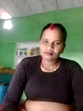 Shivani09900 online show from June 11, 6:10 am