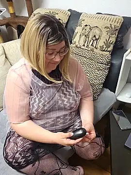 xXLunaBlissXx online show from June 12, 8:39 pm