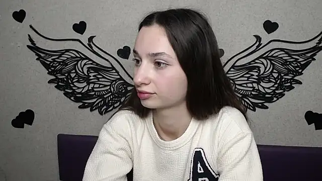 Je55icaBreeze online show from March 24, 2:33 pm