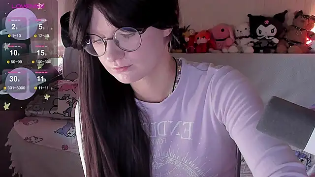 JulietFisher online show from June 22, 4:31 am