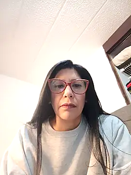 SamanthaRosse01  online show from April 30, 5:07 pm