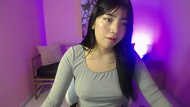 Soffi x x  online show from April 22, 2:52 am