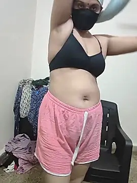 HeartlessGirl online show from June 8, 10:38 am
