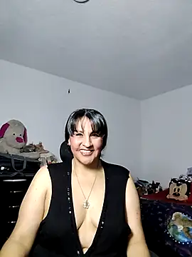 Merlyna Goldenss online show from April 22, 3:03 am