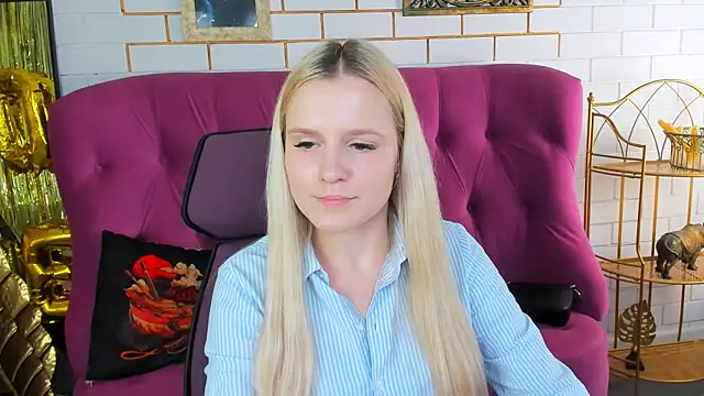 SherriButlers online show from July 17, 10:52 am