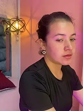 tinkerbell pink22 online show from March 31, 1:22 pm