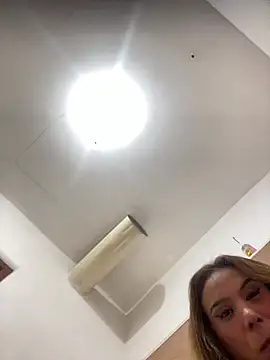 Jullyanaximeness online show from July 20, 9:59 pm