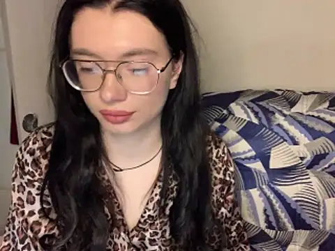 Baby-On-Fire online show from April 5, 6:29 pm