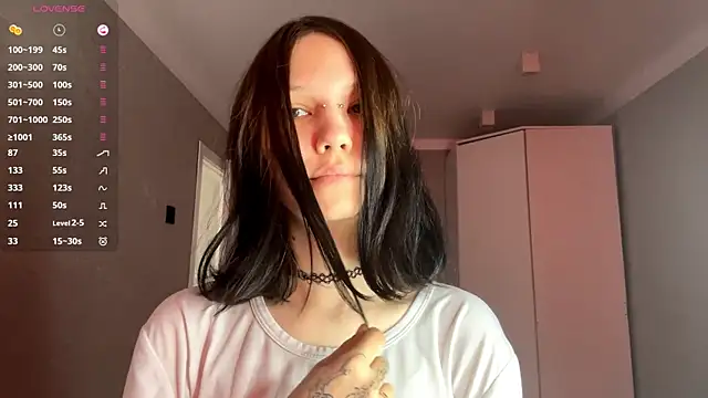 AmeliaMiotii online show from April 28, 11:03 am