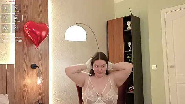 Kristy Grace online show from May 12, 4:24 pm