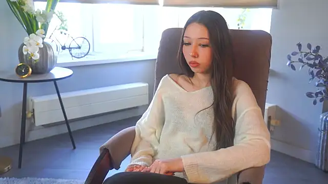 AliceTefft online show from March 31, 8:36 am