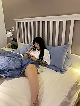 xiaoleilei-101 online show from April 1, 11:44 am