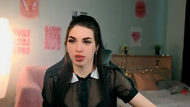 molly rettyy online show from May 14, 4:29 am