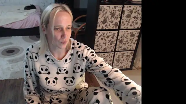 Sweet hot shrmp online show from May 18, 8:59 pm