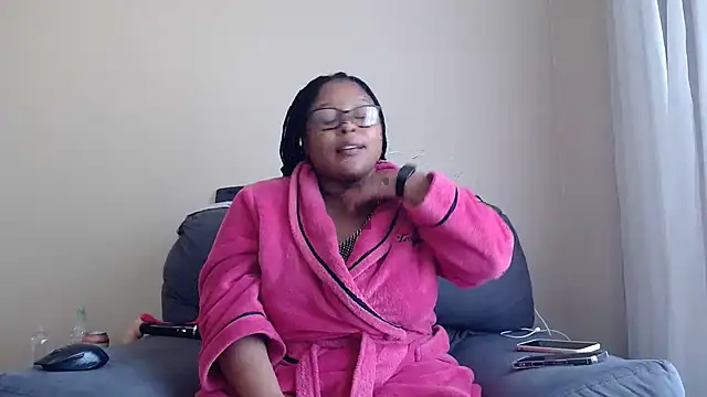 xxZoeyx online show from May 14, 10:54 am