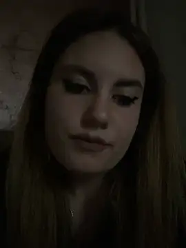 SilkObsession online show from April 5, 9:47 pm