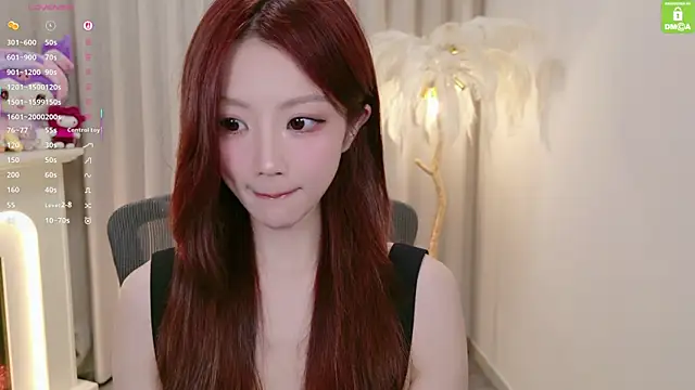 youmibaby11 online show from July 20, 3:47 pm