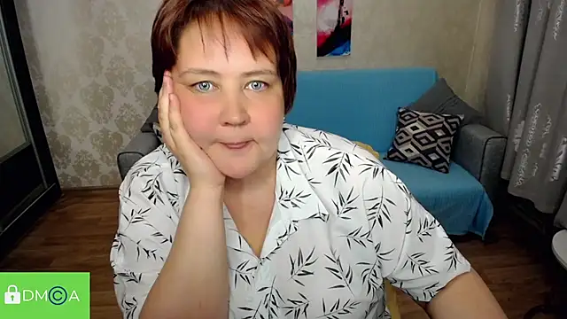 QUEEN02030 online show from April 19, 6:10 pm