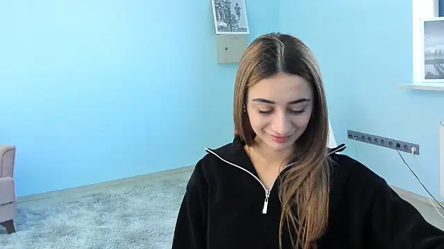 MalikaSquire online show from March 31, 6:13 am