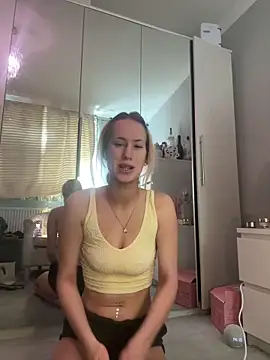 Goldenfairy online show from April 29, 1:14 pm