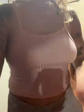 VirtuousUmbrage online show from April 6, 6:31 pm