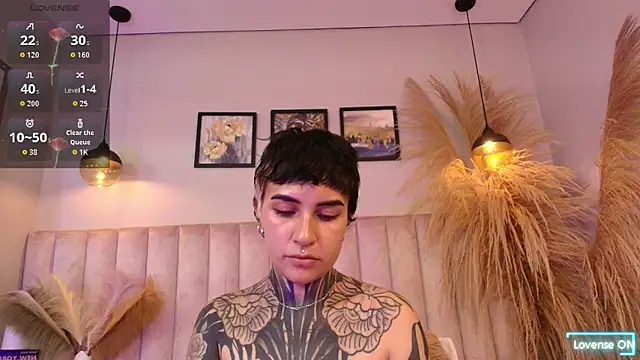 Luana fiore online show from April 15, 12:49 pm