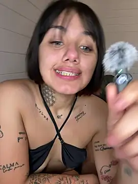 Abrildqquino online show from June 20, 3:21 am