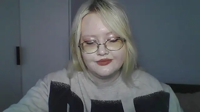 Elayne Sweet online show from May 19, 6:09 am