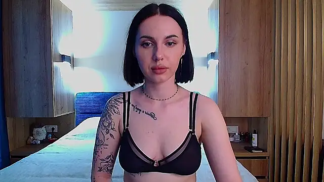 Sour Berry  online show from May 17, 2:49 pm