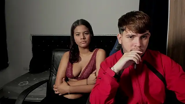 val andBry online show from April 2, 8:39 pm