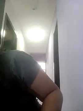 ScarletVibe online show from April 23, 12:29 pm