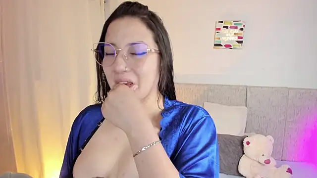 Abby pink  online show from April 22, 4:42 am