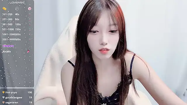 luckyuyu66 online show from May 9, 2:30 pm