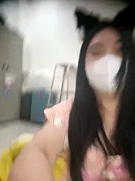 Alicee 001 online show from April 3, 4:16 pm