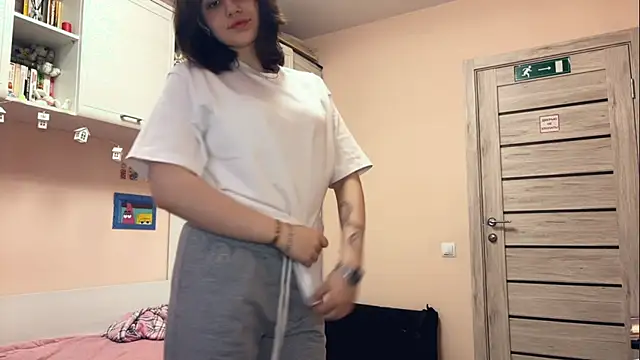 NoraSweetie online show from April 2, 3:42 pm