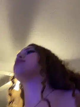 mariex83 online show from April 13, 3:30 am